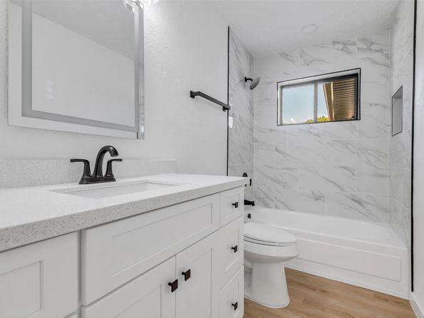 12123 Murr Way, Houston TX 77048