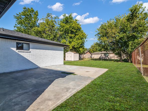 12123 Murr Way, Houston TX 77048