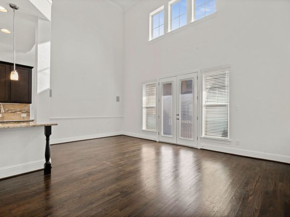2623 Shady Woods Lane, Houston TX 77008