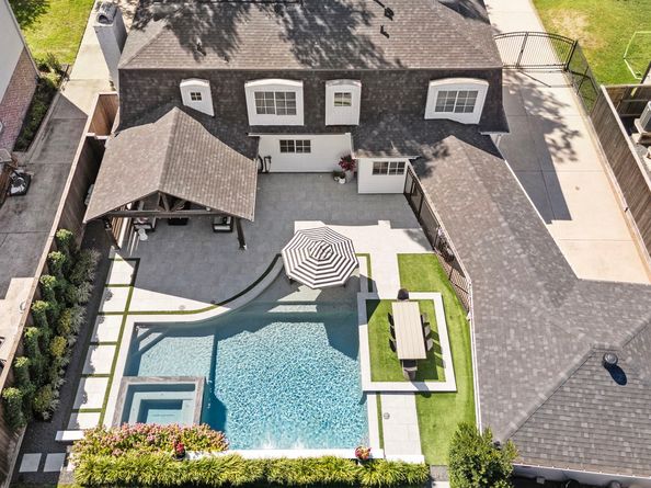 14350 Kellywood Lane, Houston TX 77079