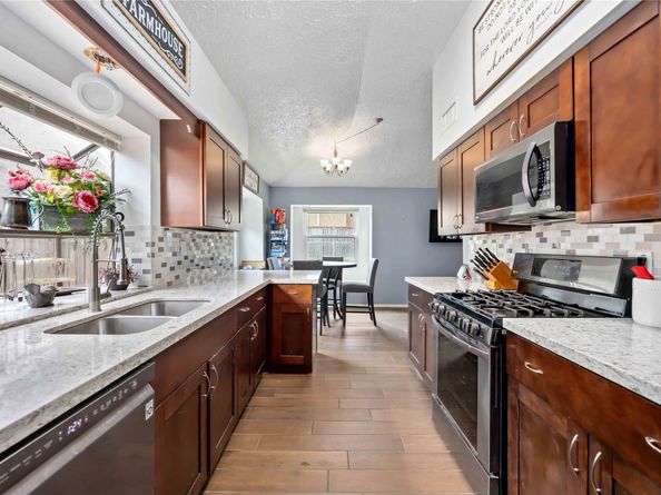 1923 Fernspray Lane, Houston TX 77084