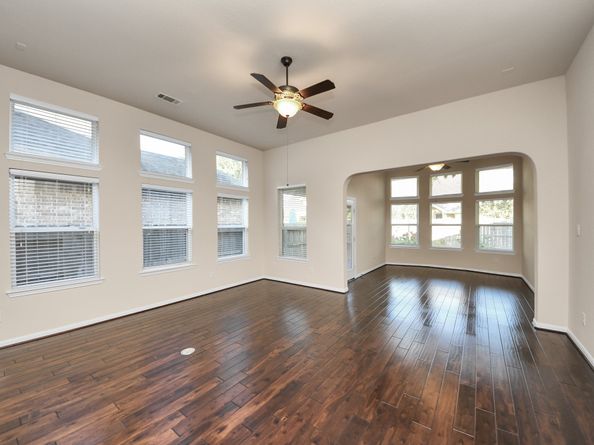1118 Weldon Park Drive, Sugar Land TX 77479