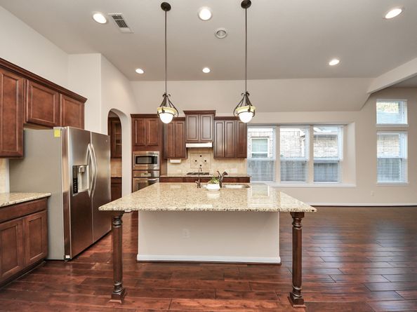 1118 Weldon Park Drive, Sugar Land TX 77479
