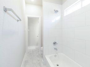9821 Richcroft Street, Houston TX 77029