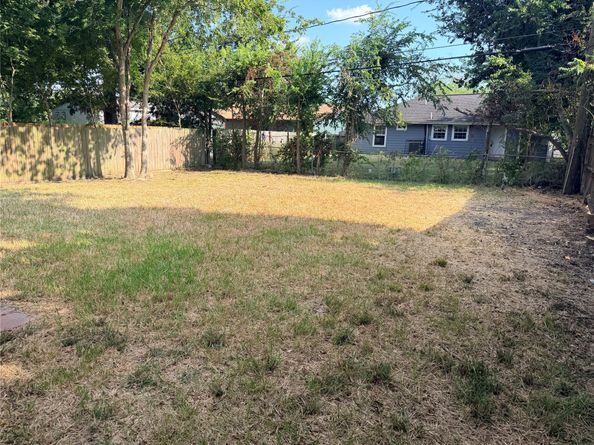 3030 Friar Point Road, Houston TX 77051