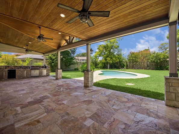 5627 Bough Court, Houston TX 77092