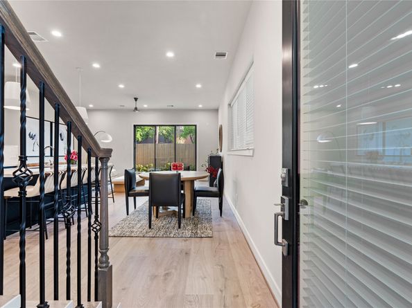 3925 Willowbend Point Drive, Houston TX 77025