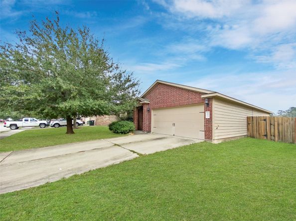 5614 Straight Way, Houston TX 77339