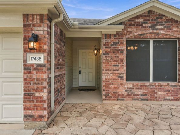 17438 Hoover Gardens Drive, Houston TX 77095