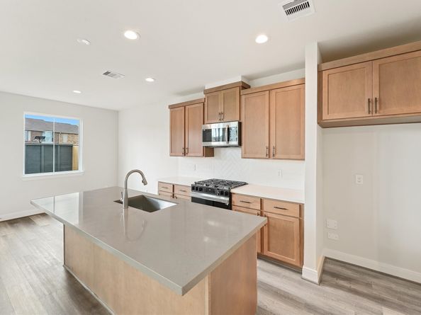 9211 Washington Heights Street, Houston TX 77063