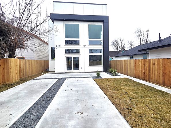 00 Collier Street, Houston TX 77023