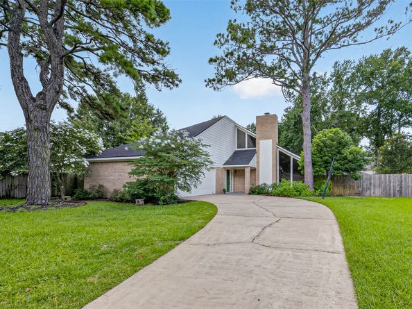 7111 Halfpenny Road, Houston TX 77095