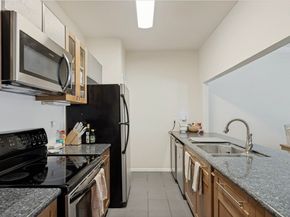 3148 Holly Hall Street 3148, Houston TX 77054