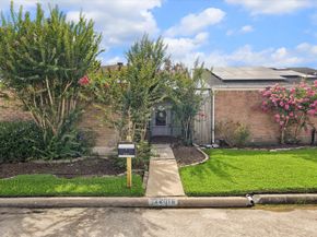 2016 Trixie Lane, Houston TX 77042