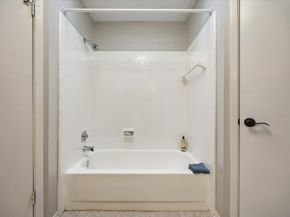 2016 Trixie Lane, Houston TX 77042