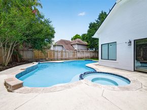 6406 Via Espana Drive, Houston TX 77083