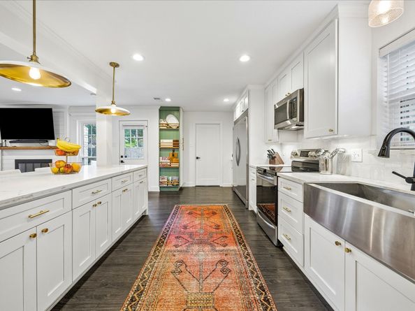 747 Thistlewood Drive, Houston TX 77079