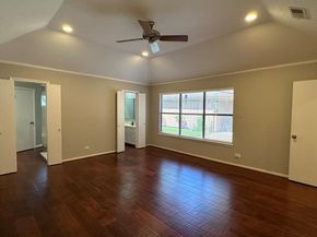 11527 Cedar Creek Drive, Houston TX 77077