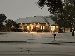 11527 Cedar Creek Drive, Houston TX 77077