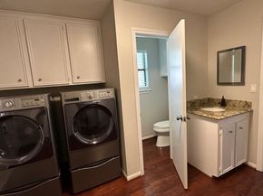 11527 Cedar Creek Drive, Houston TX 77077