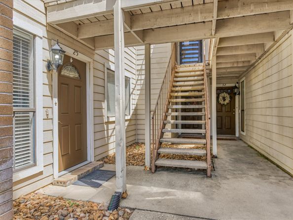 3500 Tangle Brush Drive 25, The Woodlands TX 77381