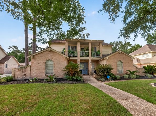 5727 Green Springs Dr, Houston TX 77066