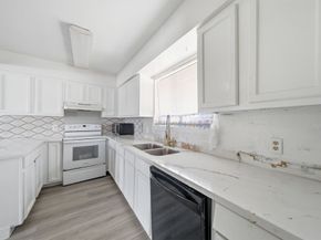 10075 Westpark Drive 91, Houston TX 77042