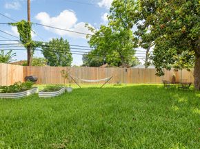 5618 Nina Lee Lane, Houston TX 77092