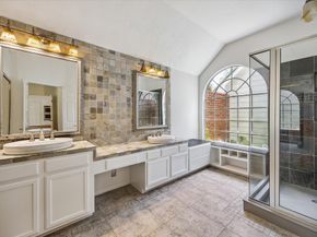 30 Skyland Place, The Woodlands TX 77381