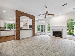 30 Skyland Place, The Woodlands TX 77381