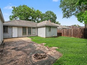 6210 Saint Anne Forest Drive, Houston TX 77088