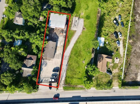 9944 E Hardy Road, Houston TX 77093