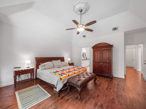 5 Hidden Pond Place, The Woodlands TX 77381