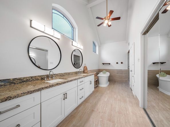 5 Hidden Pond Place, The Woodlands TX 77381