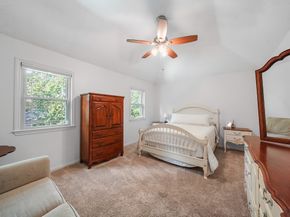 5 Hidden Pond Place, The Woodlands TX 77381