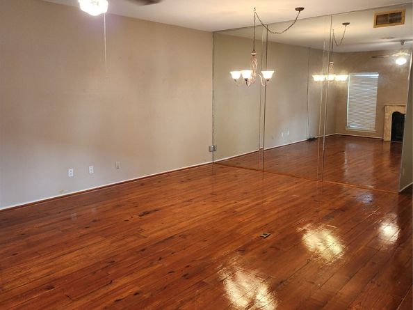 7399 Regency Square Court 7399, Houston TX 77036