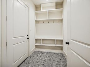 1918 Spillers Lane, Houston TX 77043