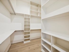 1918 Spillers Lane, Houston TX 77043