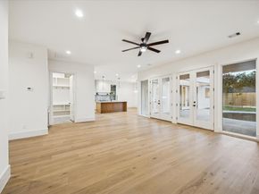 1918 Spillers Lane, Houston TX 77043