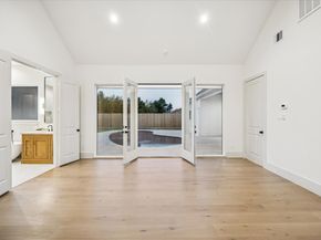 1918 Spillers Lane, Houston TX 77043