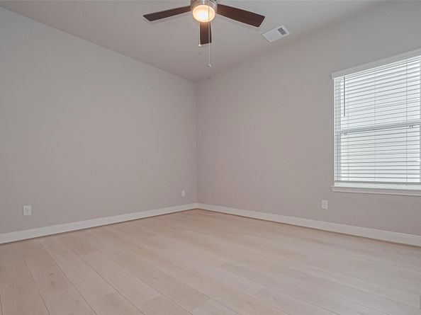 8925 Grovner Place, Houston TX 77055