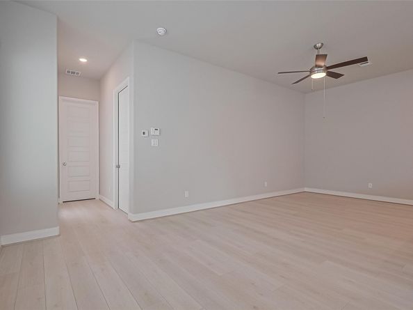 8925 Grovner Place, Houston TX 77055
