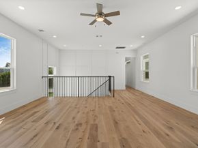 710 Waverly Street D, Houston TX 77007