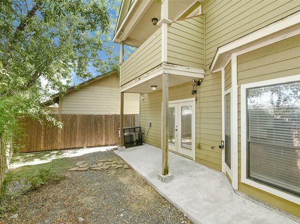 2905 Baer Street 6, Houston TX 77020