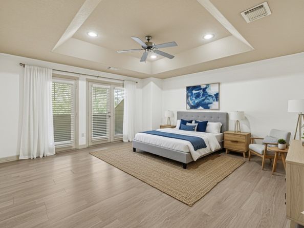 2905 Baer Street 6, Houston TX 77020