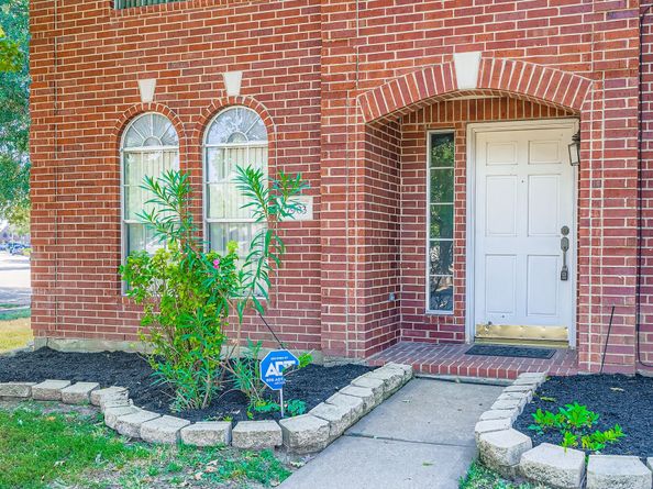 7903 Belterraza Court, Houston TX 77083