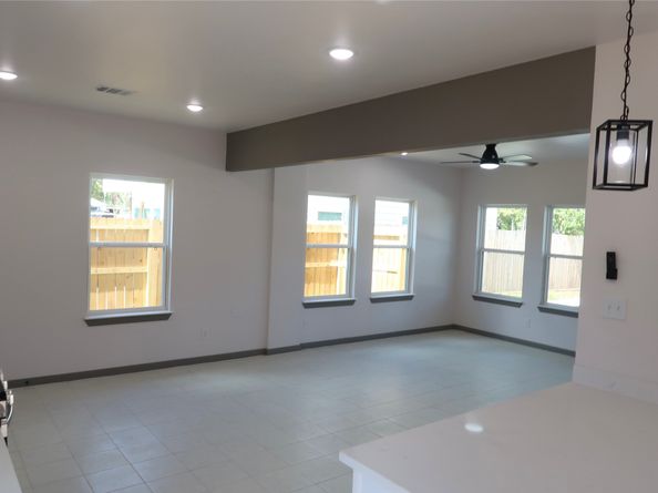 8306 Tidwell Road, Houston TX 77028