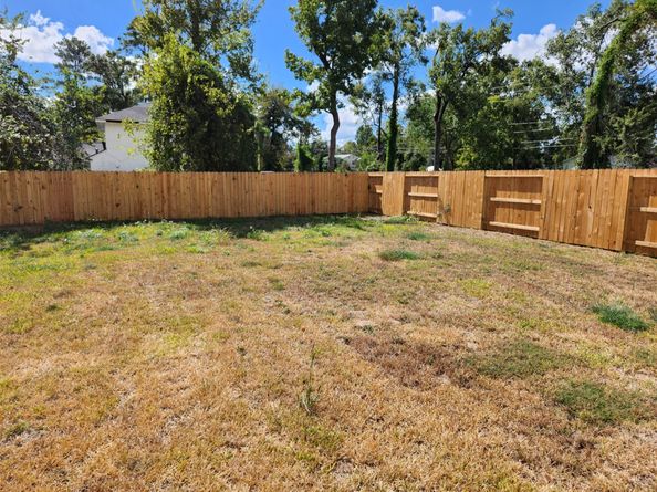 8306 Tidwell Road, Houston TX 77028