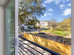 2707 Dennis Street, Houston TX 77004