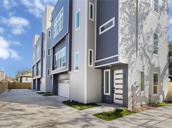 2707 Dennis Street, Houston TX 77004